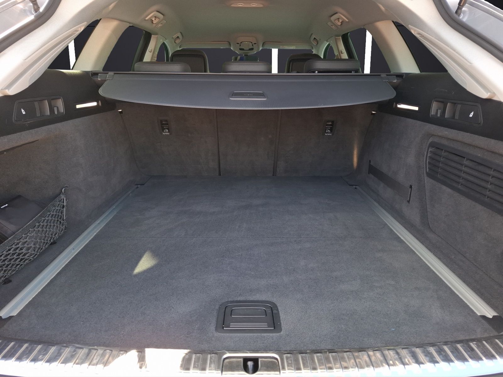Fahrzeugabbildung Audi A6 Avant 40 TDI quattro design S-tronic  Matrix