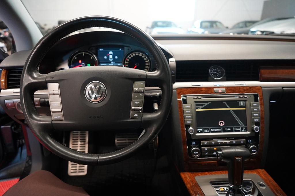Volkswagen Phaeton