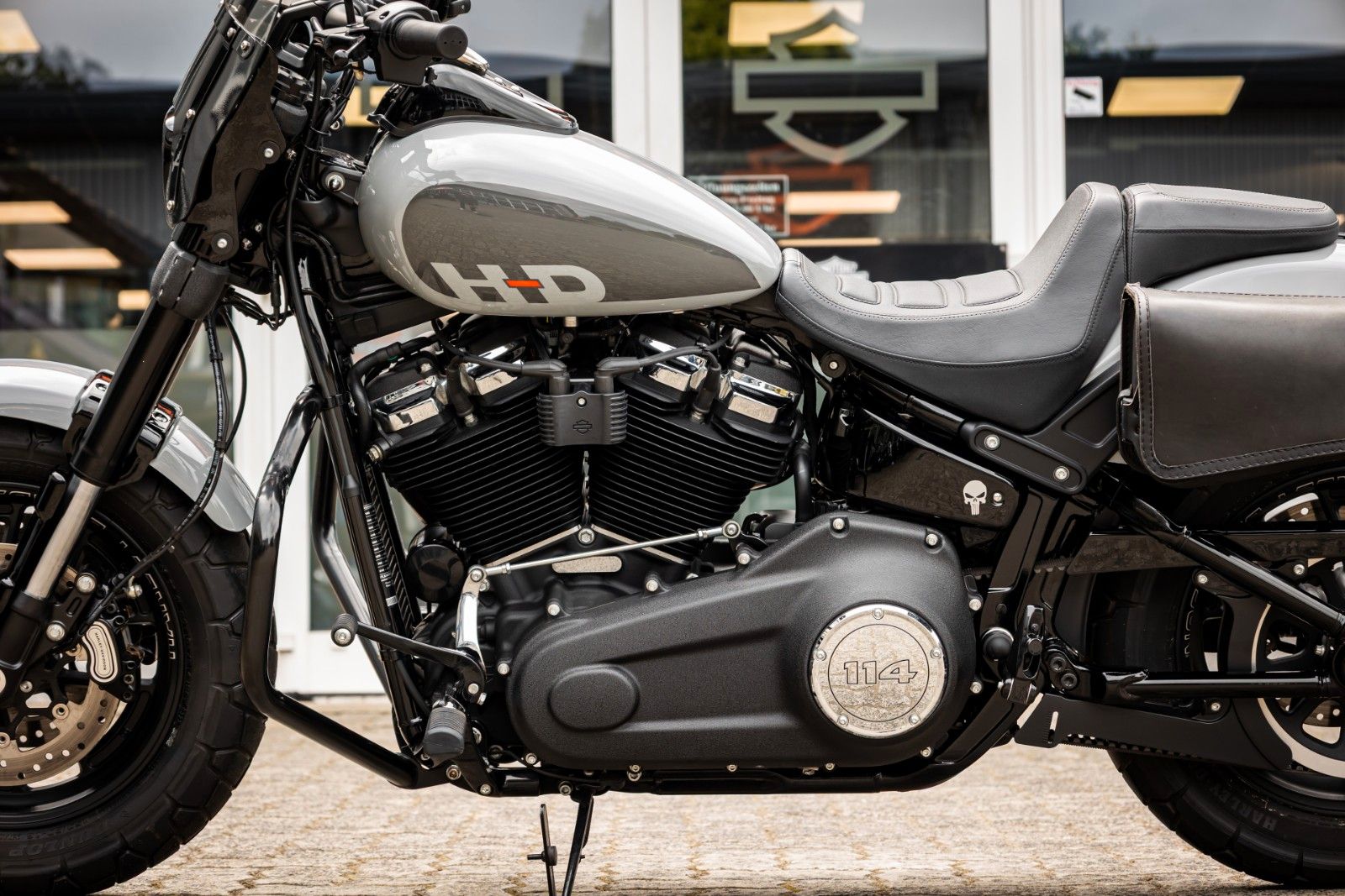 Fahrzeugabbildung Harley-Davidson FXFBS Fat Bob 114 CUI Softail - V PERFORMANCE -