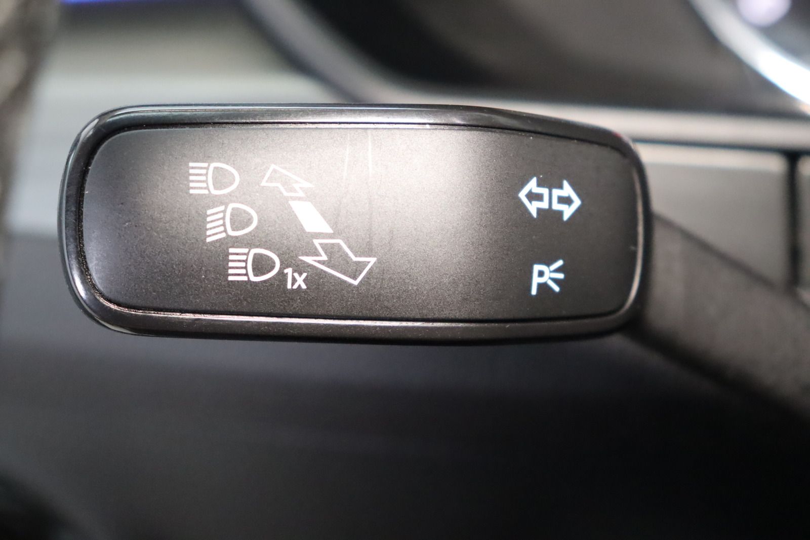 Fahrzeugabbildung SKODA Superb III Style 2.0 TDI DSG 1. Hand * Memory *