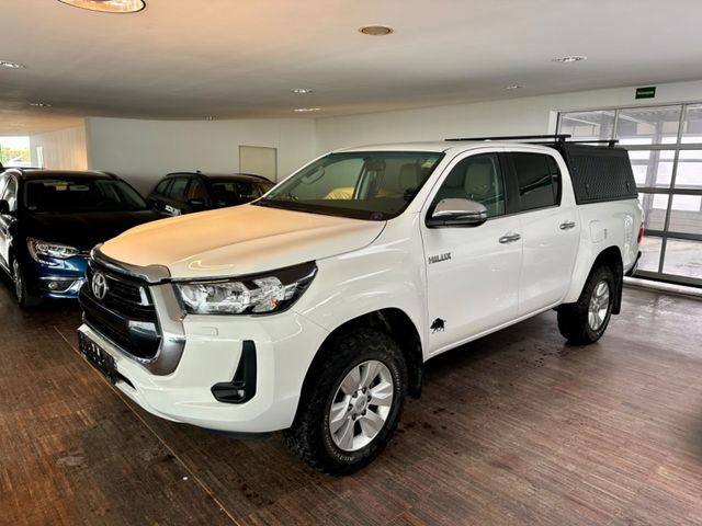 Toyota Hilux Double Cab Comfort 4x4 Automatik 2.8