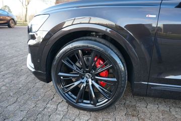 Fahrzeugabbildung Audi Q8 50 TDI Quattro Competition Plus NETTO EXPORT