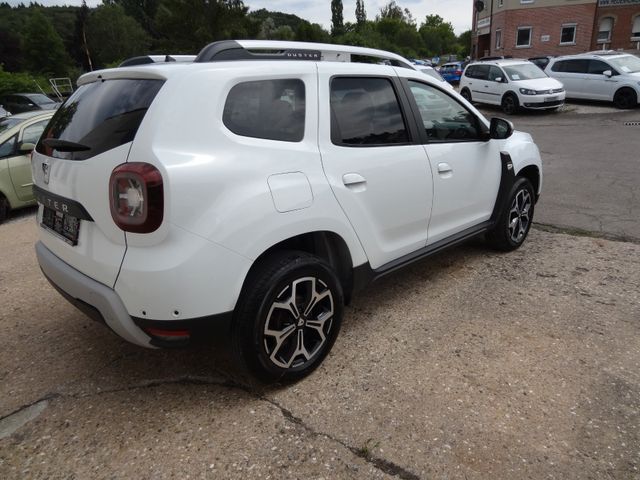 Fahrzeugabbildung Dacia Duster II Prestige/1.Hd/360Kam/SitzH/Navi/