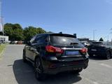 Mitsubishi ASX 1.6 MIVC Diamant Edition Kamera Xenon - Mitsubishi ASX mit Benzin-Antrieb: Geländewagen, 1.6