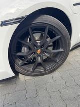 Porsche Taycan 2 Jahre Porsche Garantie inkl. - Porsche Taycan von privat