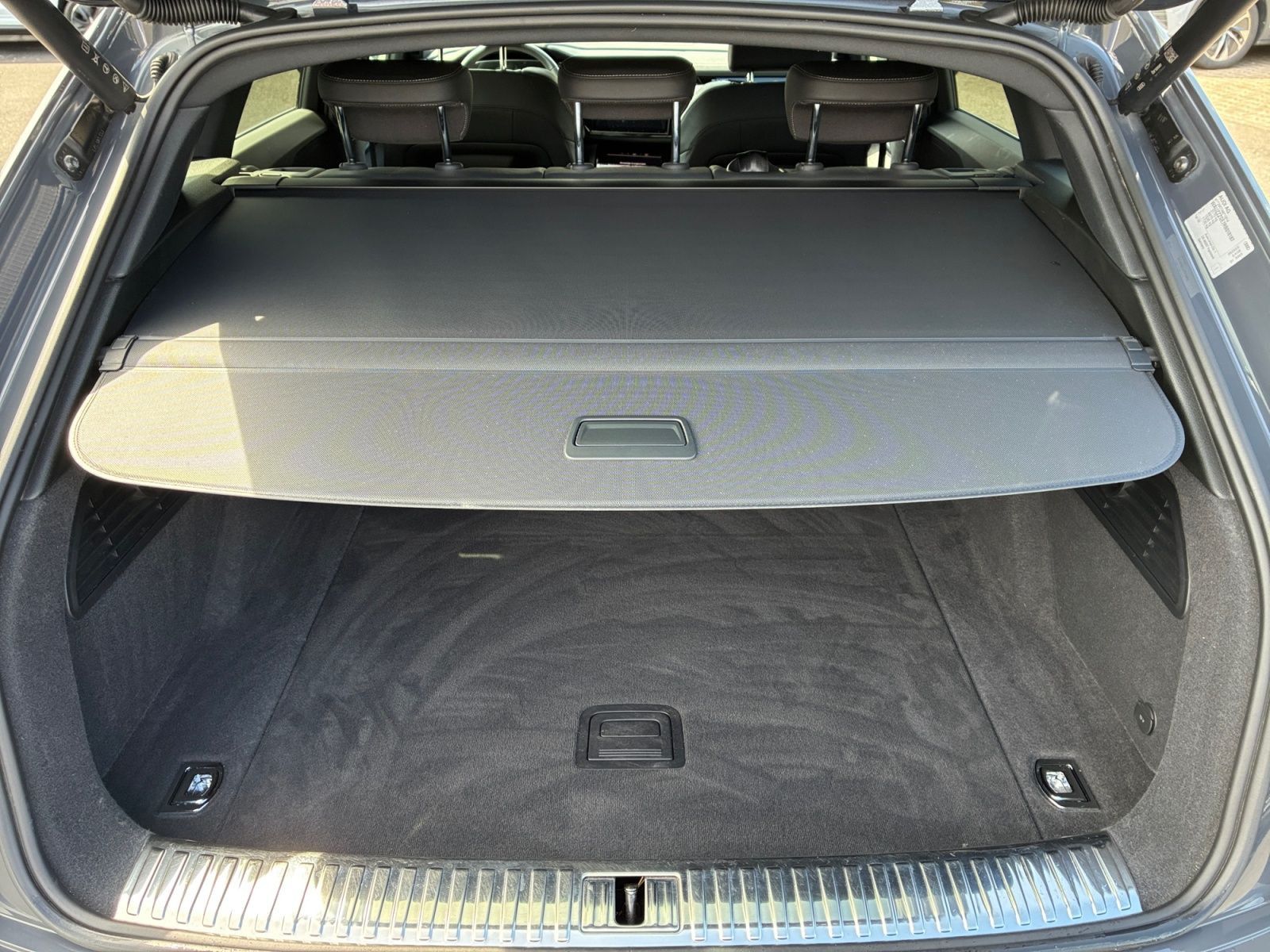 Audi Q8 e-tron - Bild 17