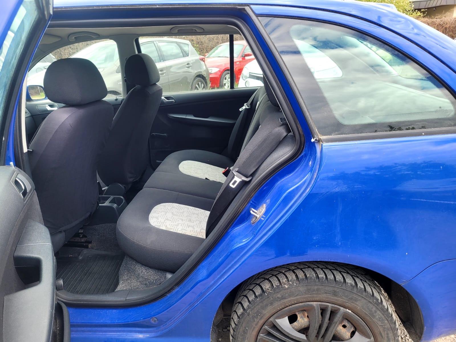 Skoda Fabia 2004 — photo 10