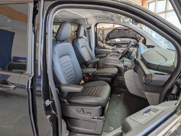Ford Tourneo Custom Tit. 2.0 L2 NEUES MODELL