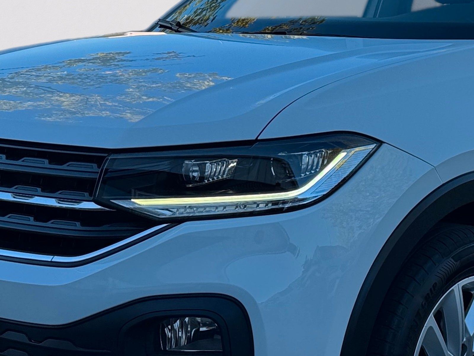 Fahrzeugabbildung Volkswagen T-Cross Life 1.5 TSI