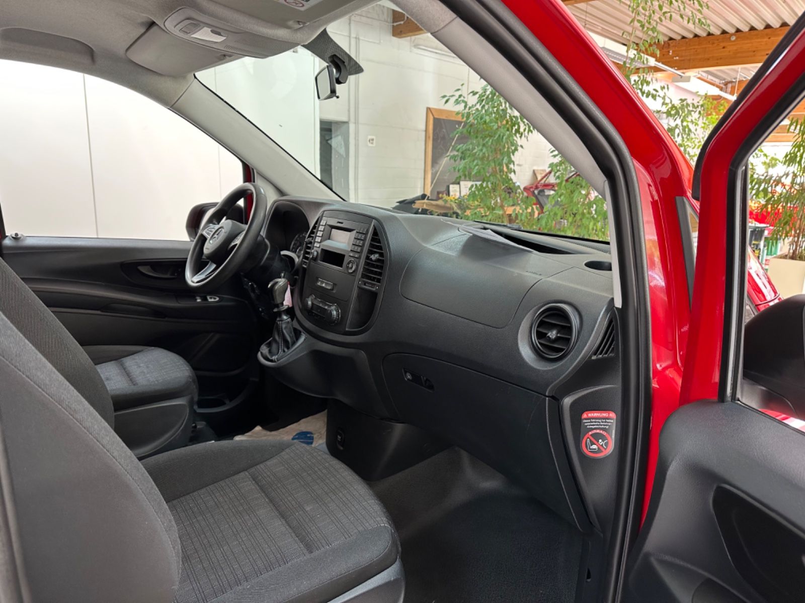 Fahrzeugabbildung Mercedes-Benz Vito Kasten 114 CDI, BT RWD lang*Werkstattwagen*