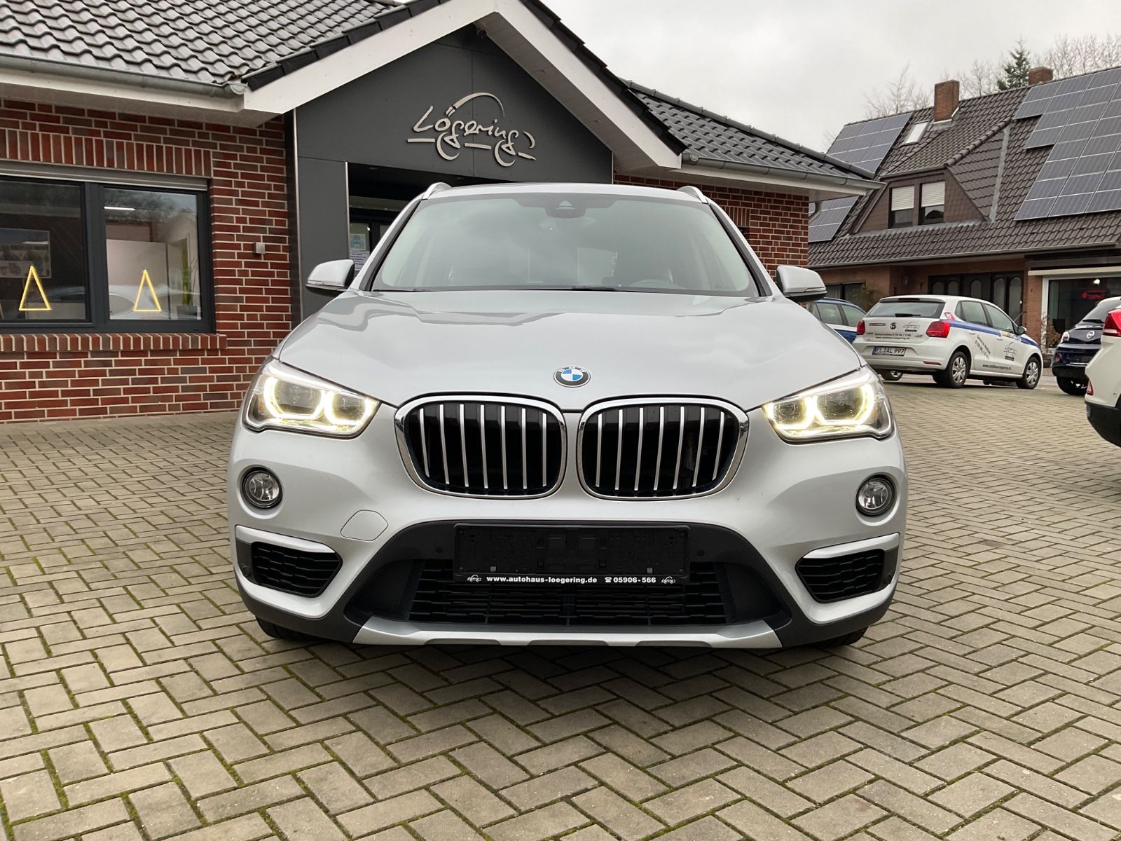 Fahrzeugabbildung BMW X1 sDrive20i xLine,Auto,Navi,AHK,Xenon