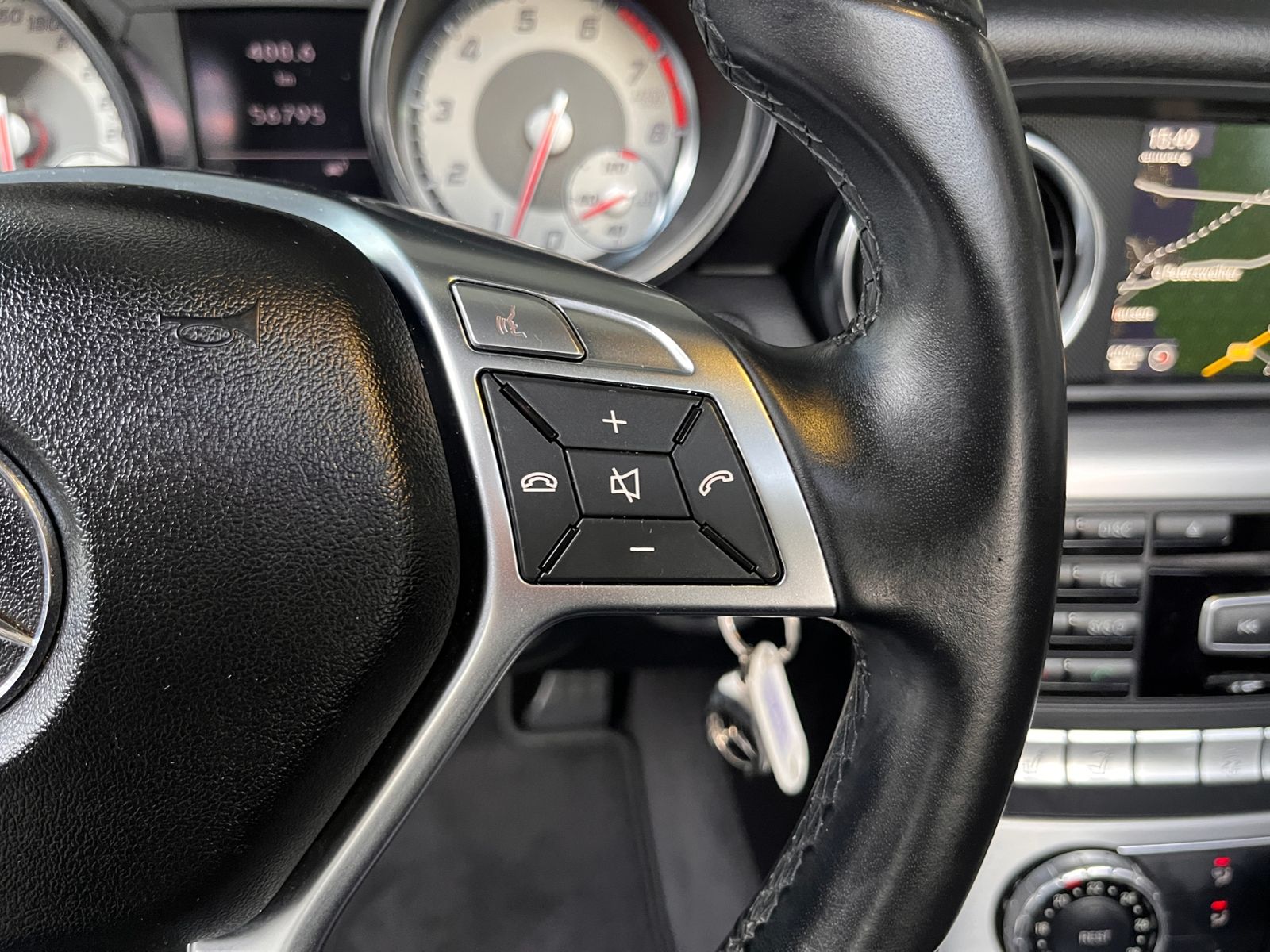 Fahrzeugabbildung Mercedes-Benz SLK 350 BlueEfficiency XENON MEMORY