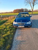 Mercedes-Benz mercedes 200c tmodel - Mercedes-Benz 200 mit Benzin-Antrieb: Kombi