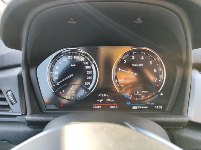 BMW 225 Active Tourer (Bild 18 von Array)