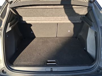 Peugeot 2008 Allure 1.2 PureTech 130 LED+SHZ+Alcant.+PDC