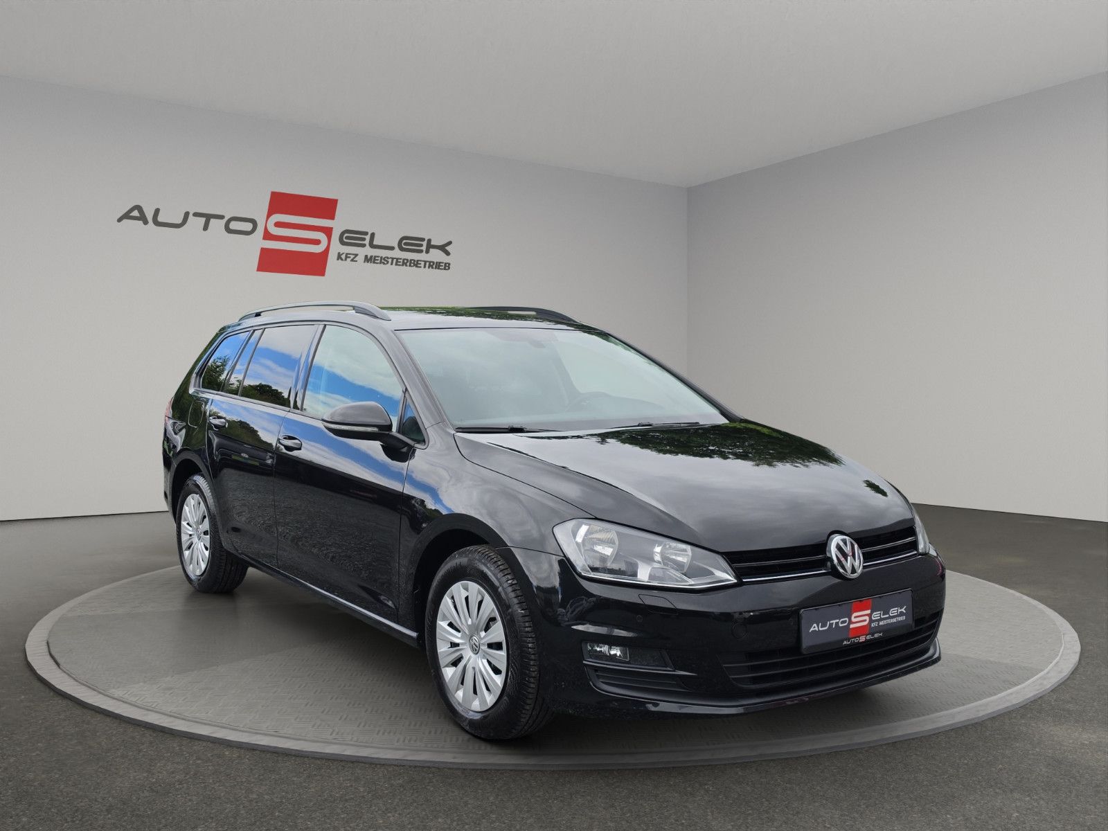 Fahrzeugabbildung Volkswagen Golf VII Variant Trendline BMT NAVI KLIMA SHZ