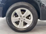 Suzuki Grand Vitara 2.4 VVT Club AHK+LEDER+GLASDACH+TEM - Suzuki Grand Vitara: Leder