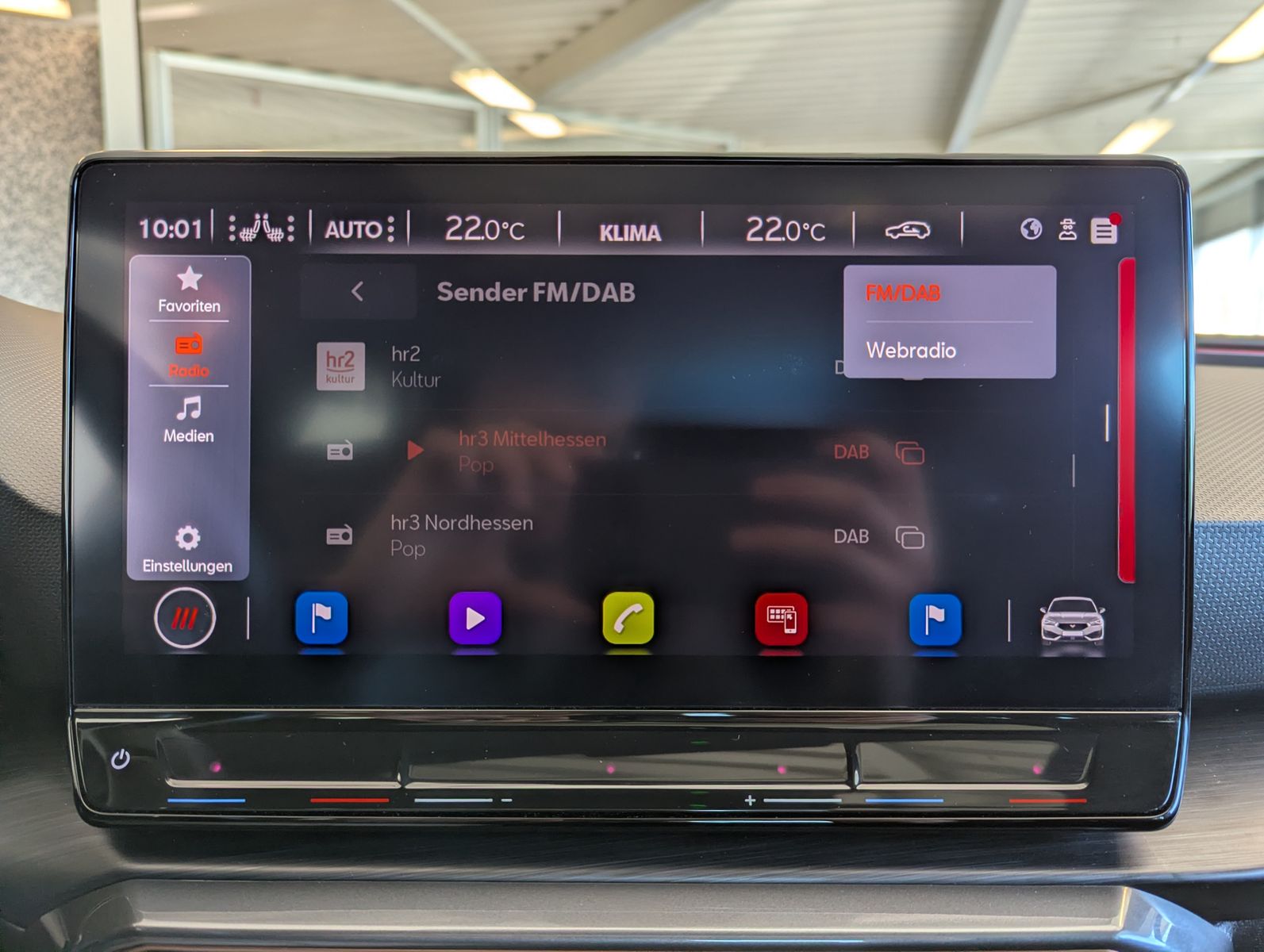Fahrzeugabbildung CUPRA Leon VZ 2.0 TSI DSG Pano Matrix Beats Memory 19"