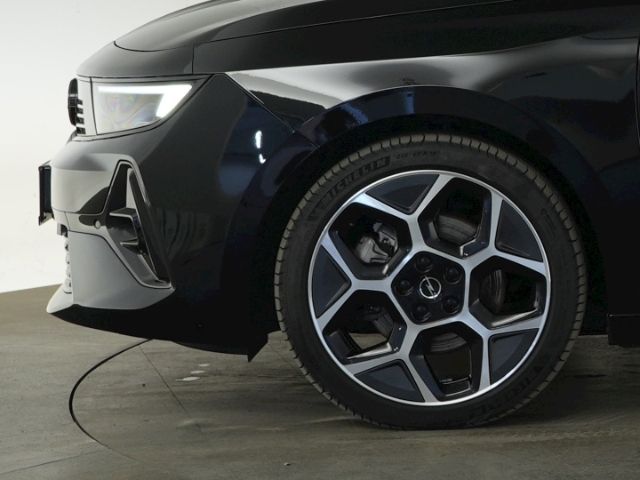 Astra L ST ULTIMATE AT+ANHÄNGERKUPPLUNG+LED MATR