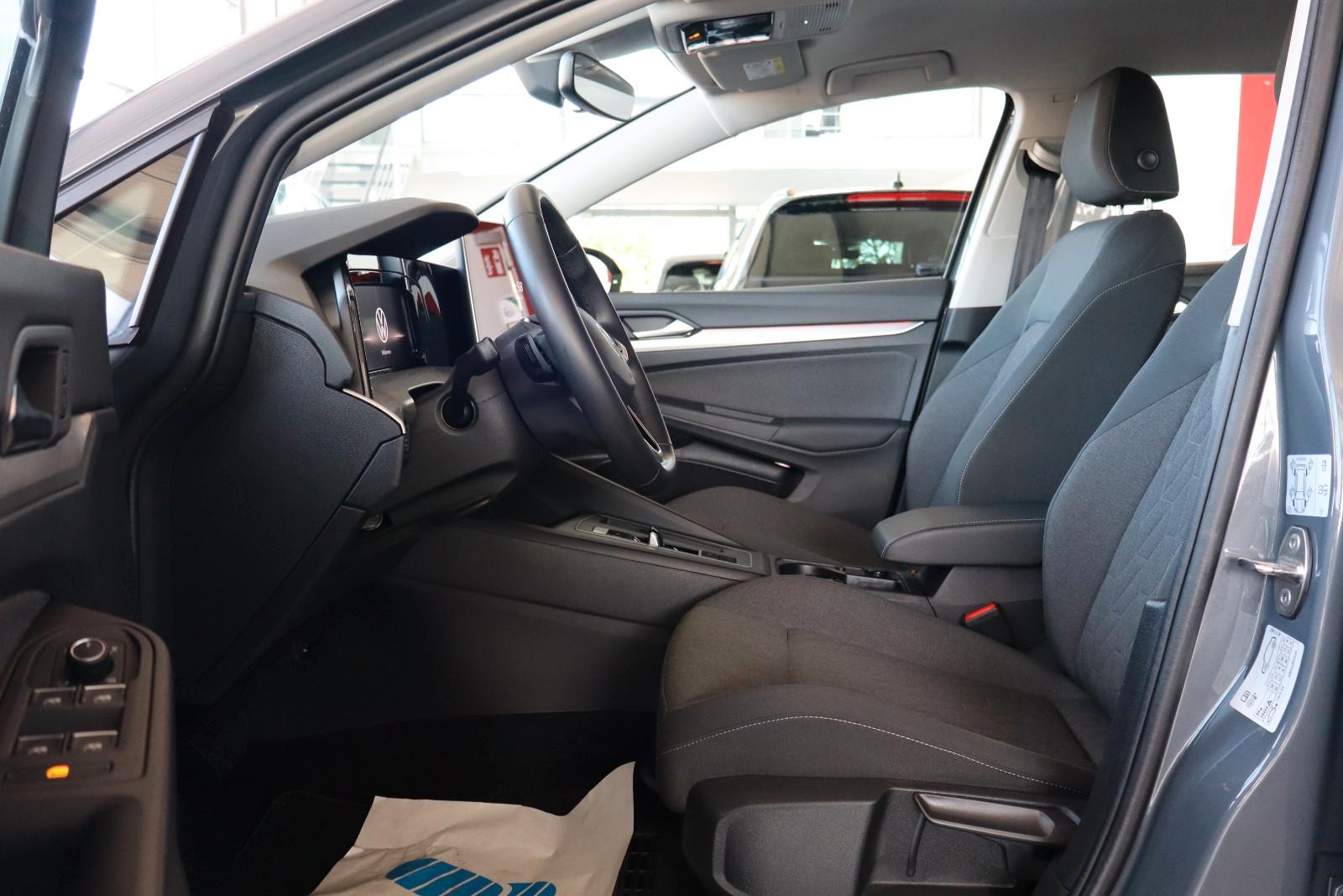 Volkswagen Golf VIII Variant 1.5 eTSI,PDC,Navi,LED,AHK,1Hd, миниатюра 8