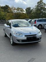Renault unfallfreies Auto TÜV 07.27 - Renault Fluence: Limousine
