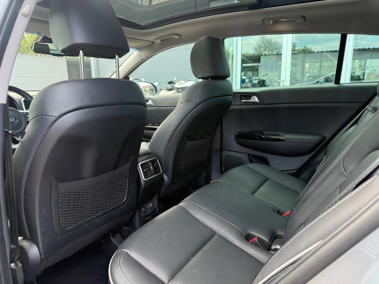 Kia Sportage Black Edition 4WD/ KAM/ NAV/ PANO/ LED foto 10