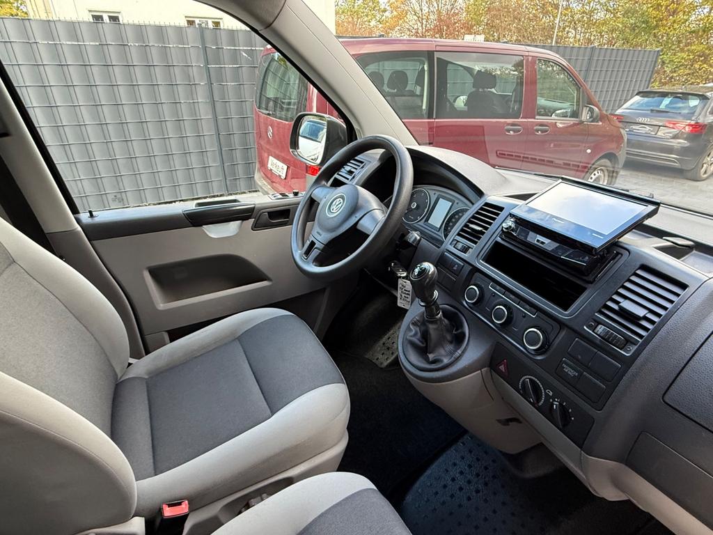 Volkswagen T5 Kombi