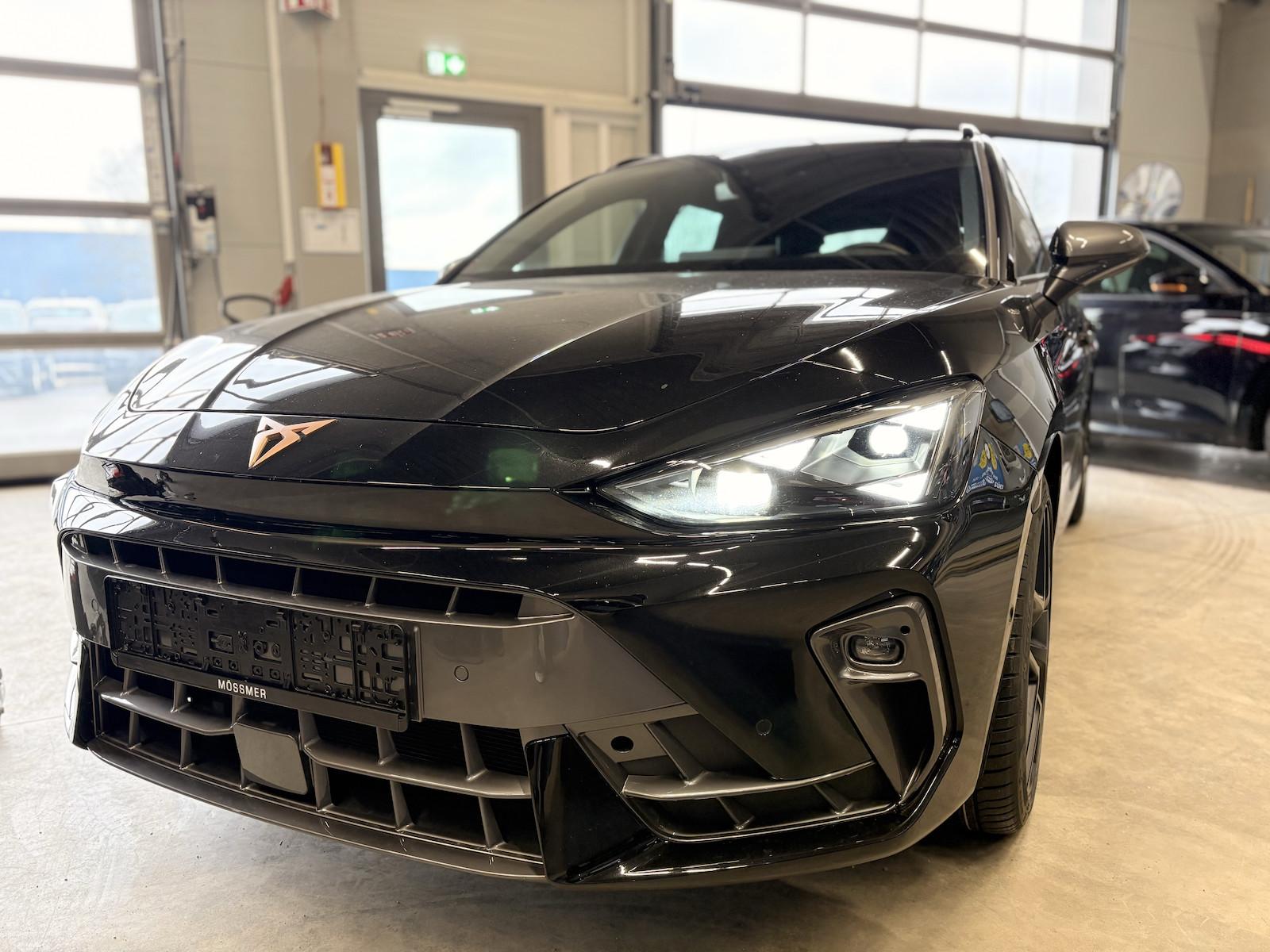 Cupra Leon ST 1.5eTSI DSG Skyline Dynamic Matrix AHK