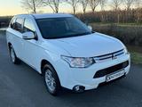 Mitsubishi Outlander Business Edition 2.0 Automatik 7-Sitze - gebrauchte Mitsubishi Outlander aus dem Jahr 2015