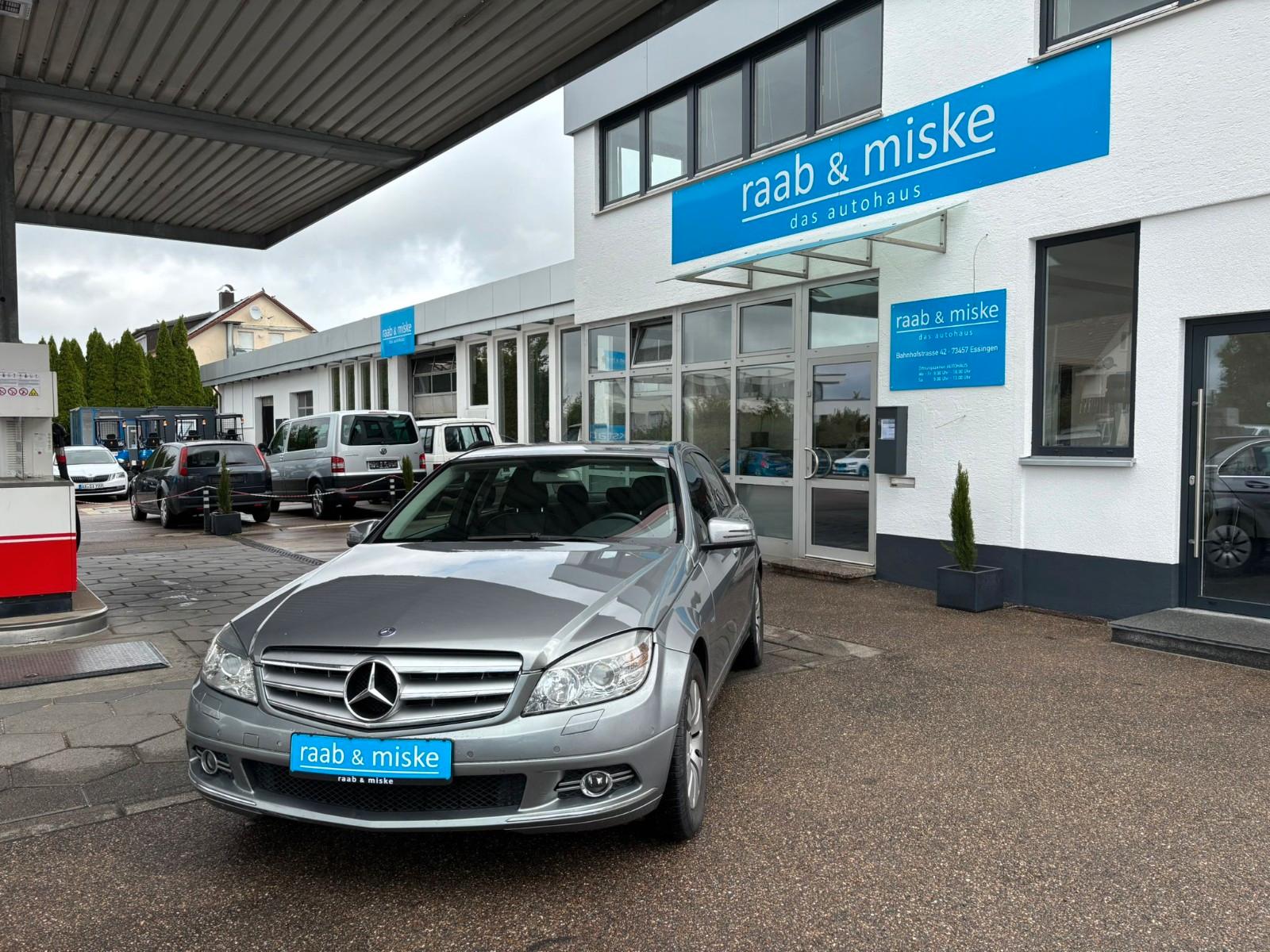 Mercedes-Benz C 180 CGI *Navi/Xenon/PDC/Bluetooth/AHK*