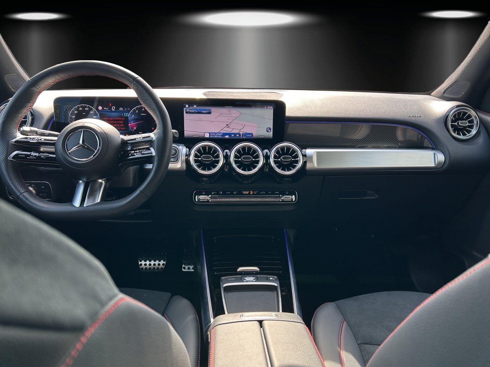 Fahrzeugabbildung Mercedes-Benz GLB 250 4M AMG Premium DISTRO KeyGo AHK 360°MLED