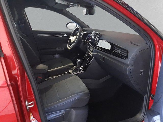 Fahrzeugabbildung Volkswagen T-Roc Black Style 1.5TSI DSG AHK Matrix Massage