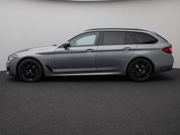 Fahrzeugabbildung BMW 520d xD M Sport Laser Kamera HUD DAB HiFi AHK