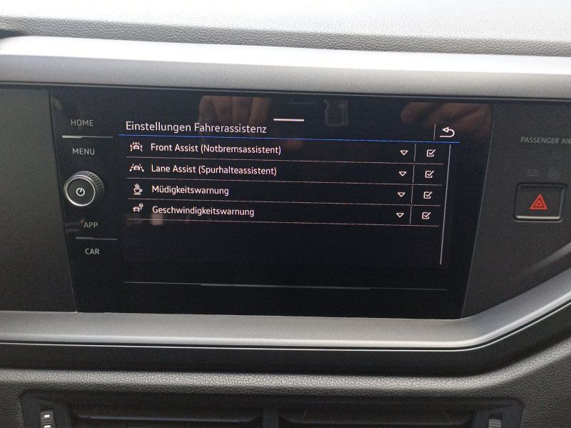 Fahrzeugansicht 14 Fahrzeugabbildung Volkswagen Polo 1.0 TSI Life