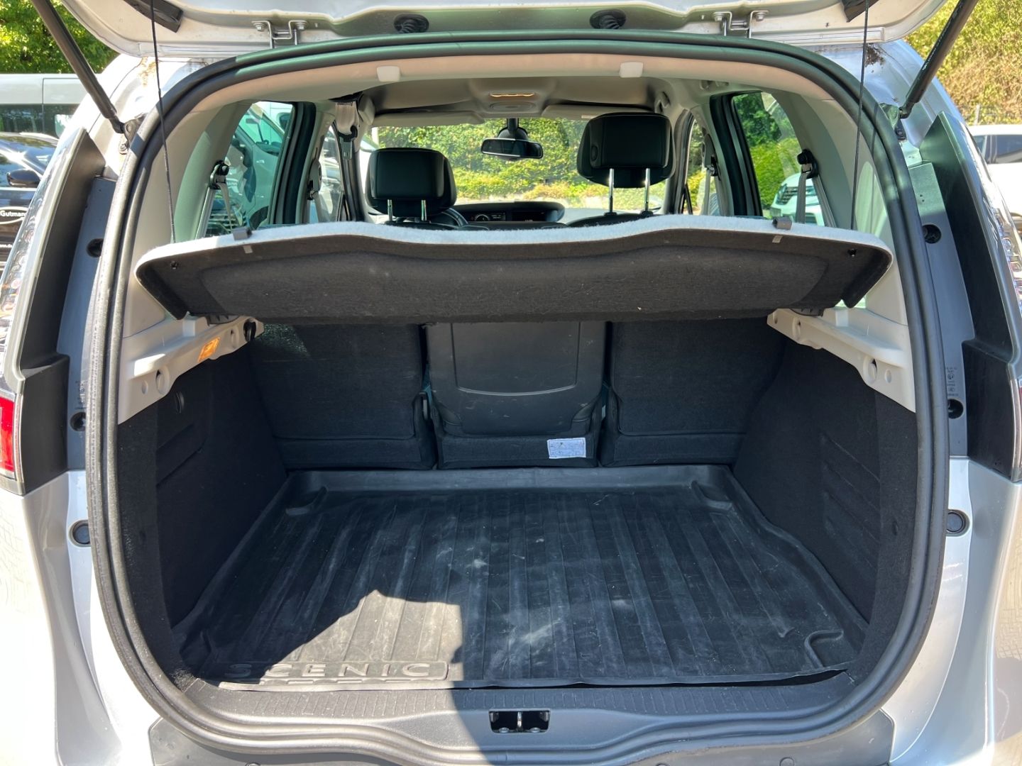 Fahrzeugabbildung Renault Scenic III BOSE Edition Dci 110 Navi BOSE-Sounds