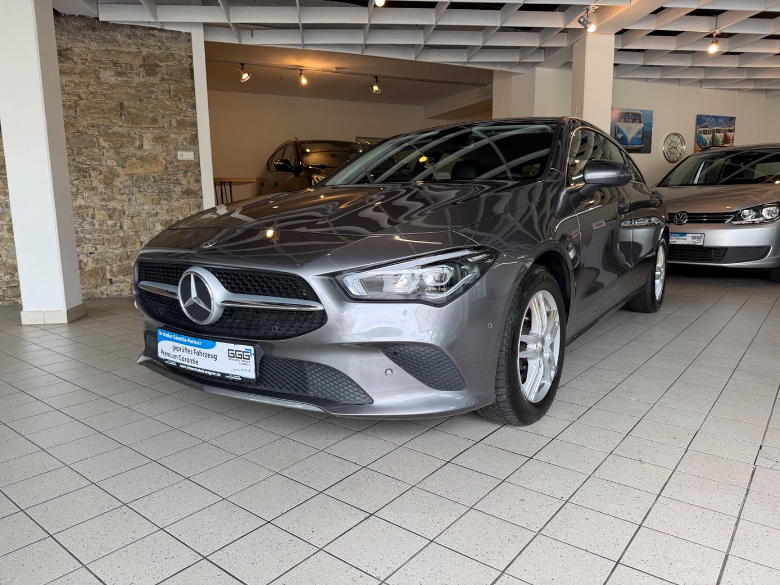 Mercedes-Benz CLA Shooting Brake CLA 180 d
