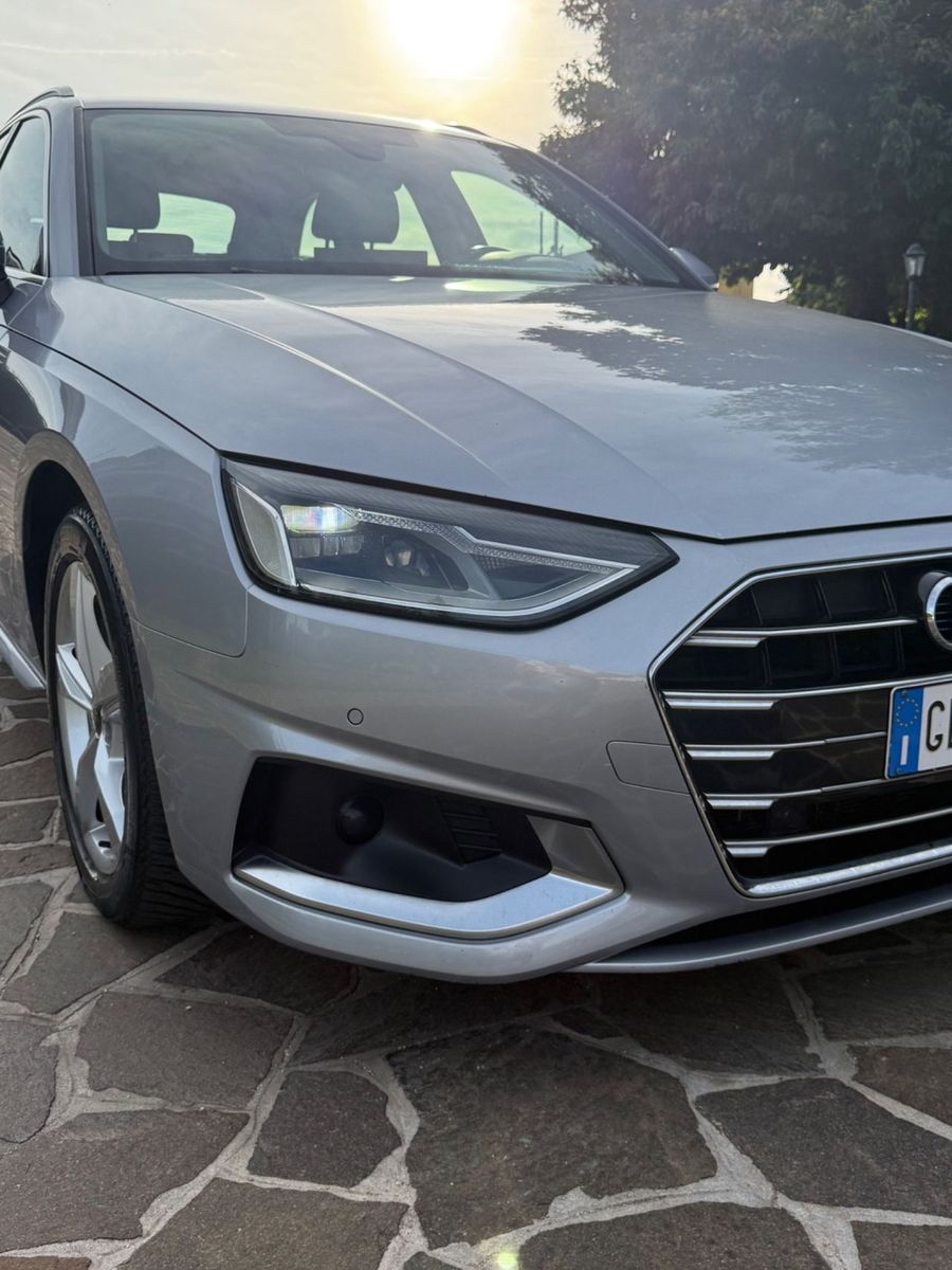 Audi A4 30 TDI/136 CV S tronic line edition 2022 imagem 3