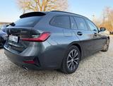 BMW 330i Touring xDrive Sport Line ACC*Pano*Kam*HUP - BMW 3er Reihe Gebrauchtwagen in Berlin