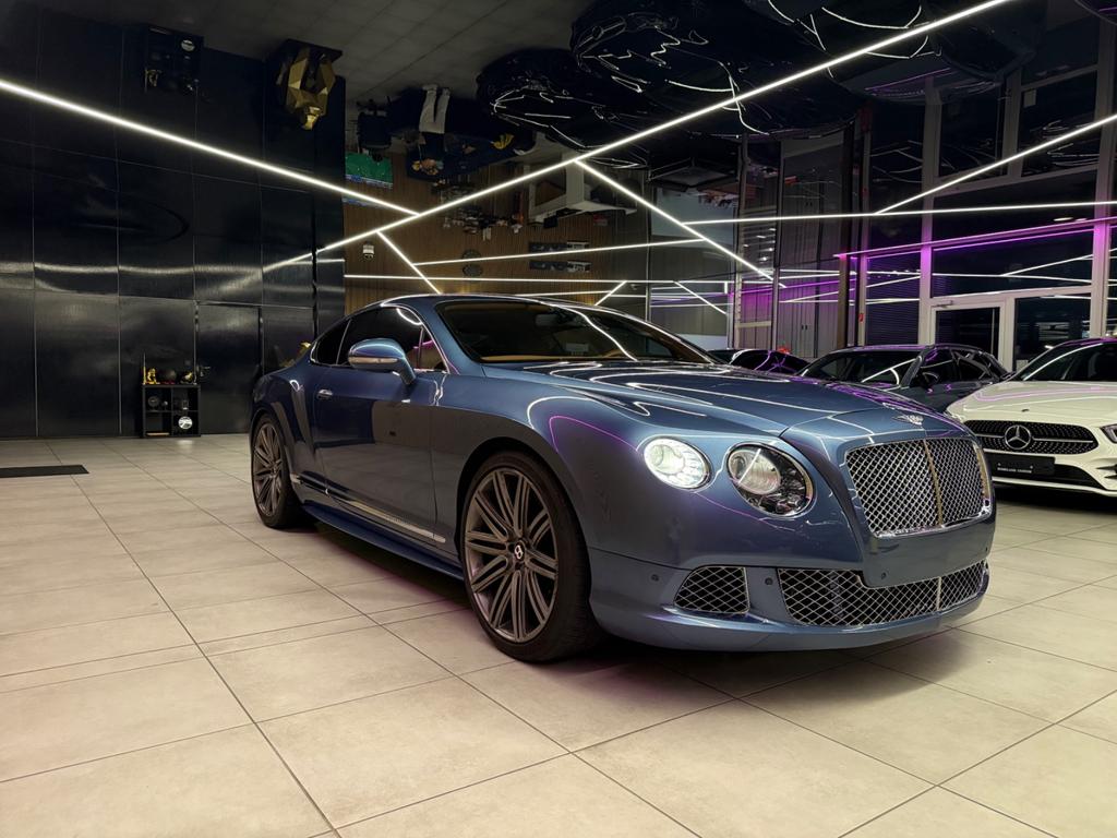 Bentley Continental GT