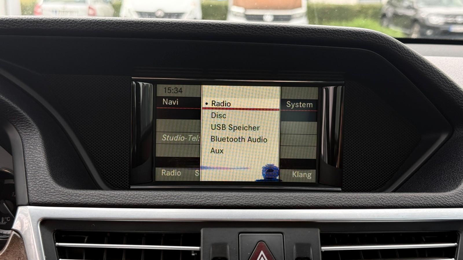 Mercedes-Benz E 220 Elegance *Automatik*AMG-Paket*Xenon*