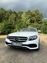 Mercedes-Benz E 200 4MATIC T Autom. - - Mercedes-Benz in Lüneburg