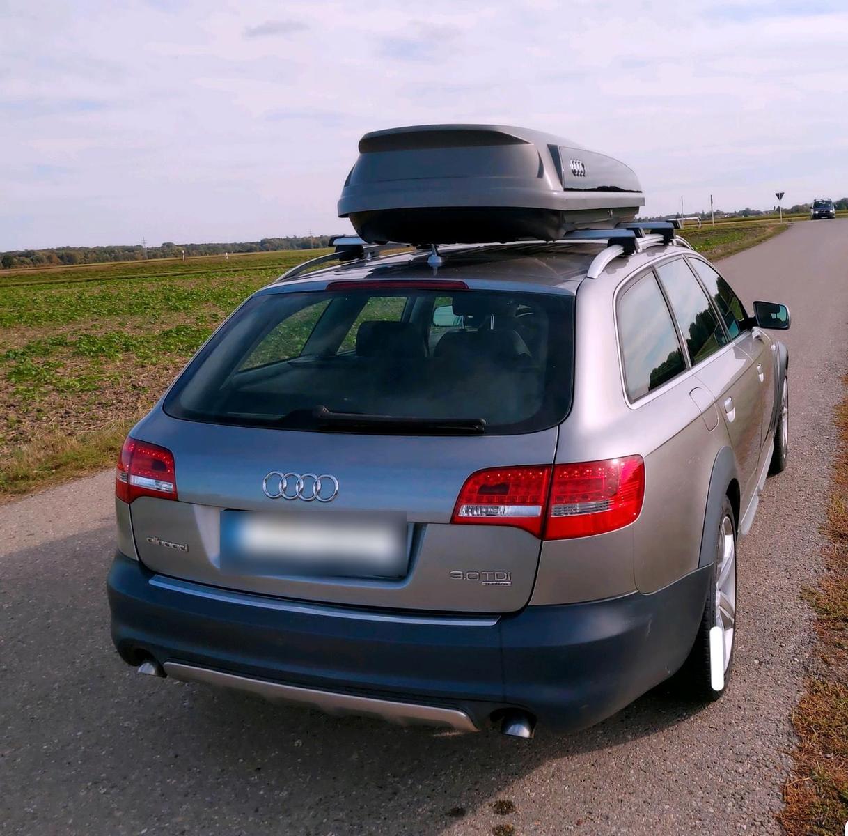 Audi Quattro 2006 — rear view