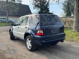 Mercedes-Benz ML 320 - gebrauchte Mercedes-Benz ML 320 aus dem Jahr 2001