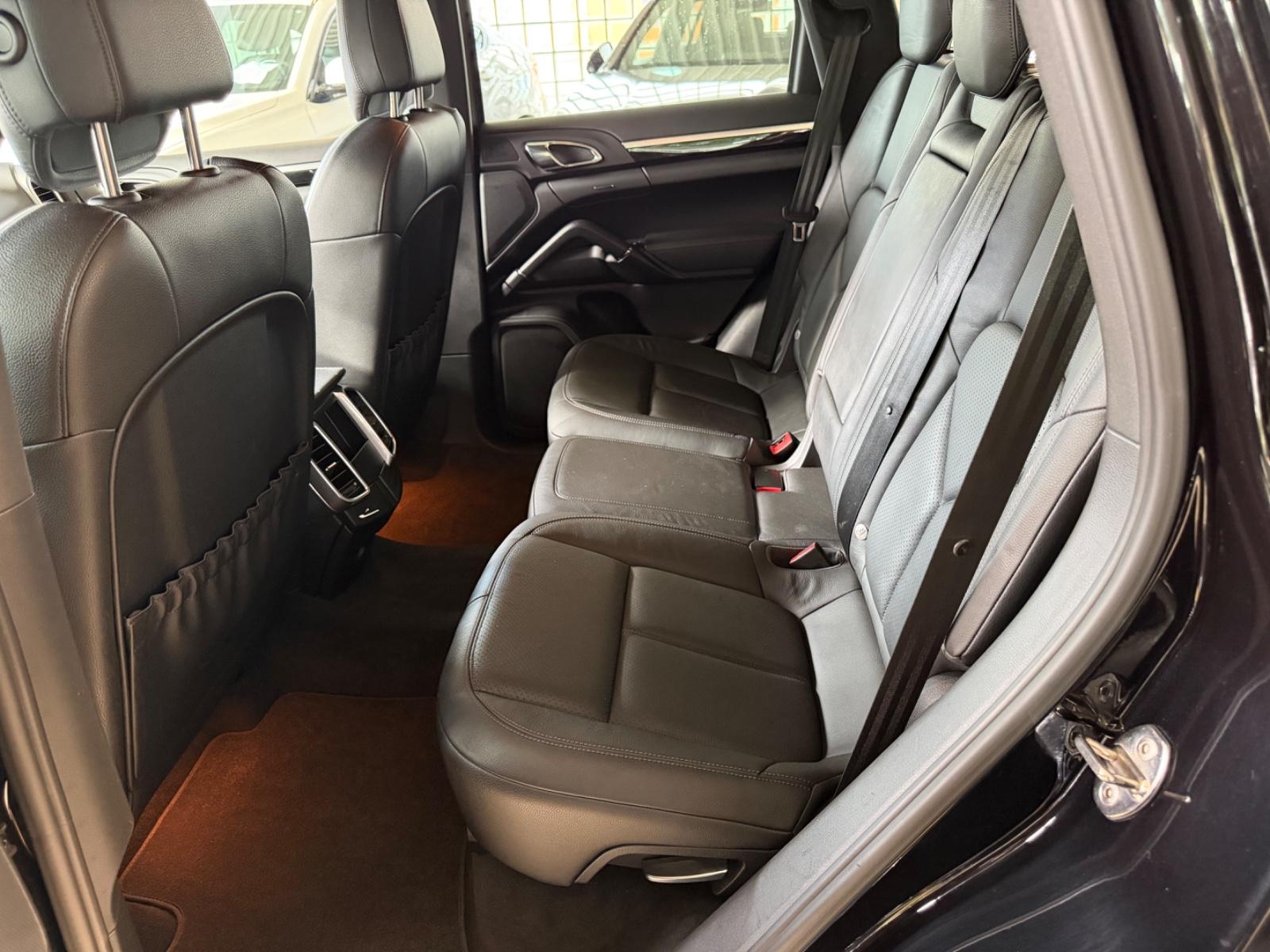 Porsche Cayenne Diesel*1.Hand