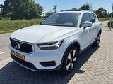Volvo XC40 2.0 T5 AWD Inscription - weiße Volvo XC40