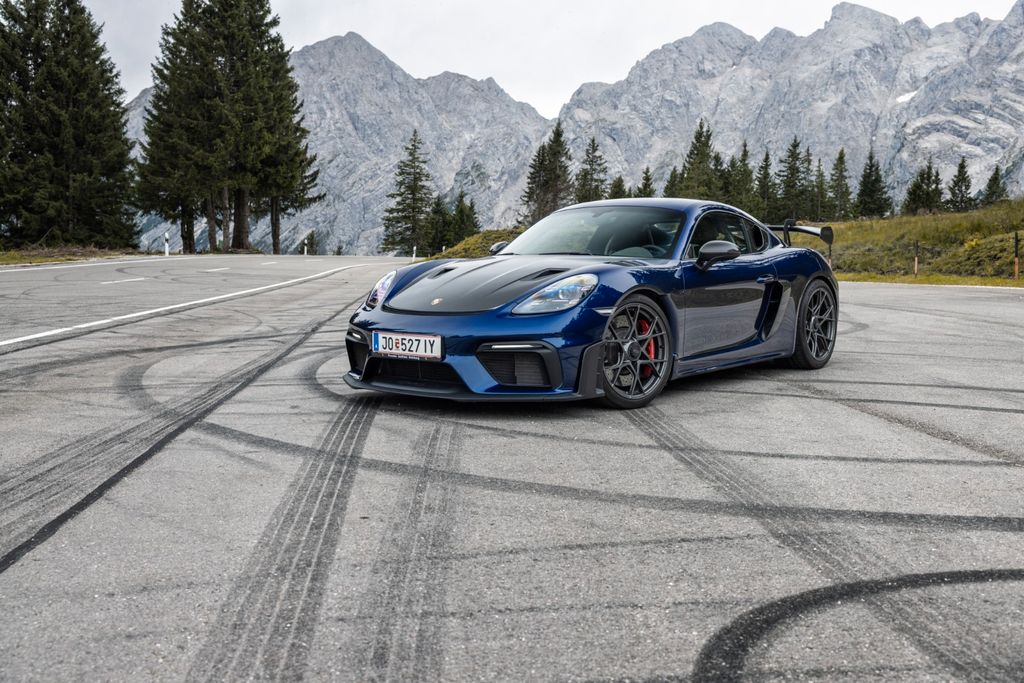 Image of Porsche Cayman