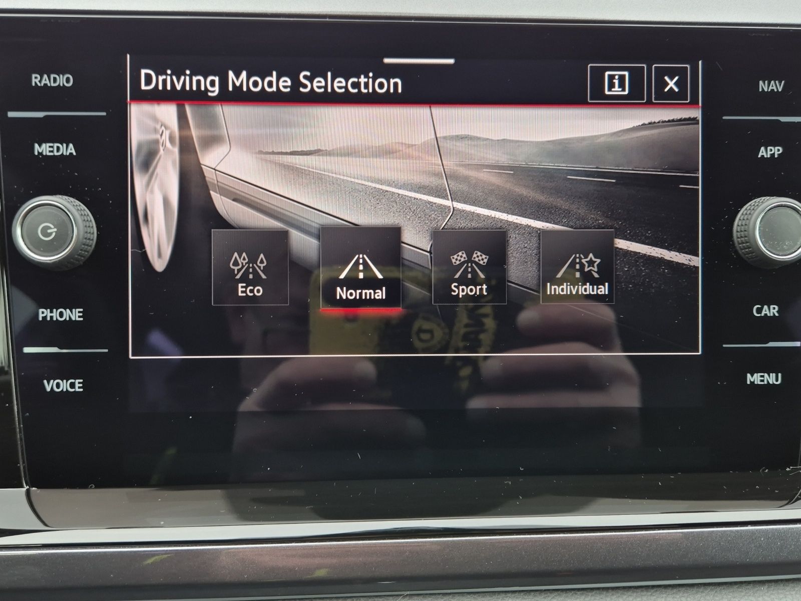 Fahrzeugabbildung Volkswagen Polo GTI DSG Matrix LED AID APP SH 18"