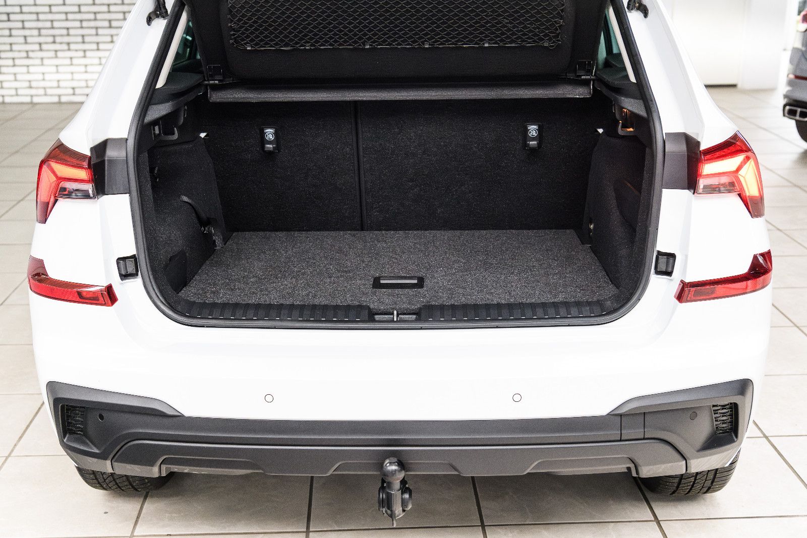 Fahrzeugabbildung SKODA Kamiq TSI Selection +RFK +SZH +LED +AHK