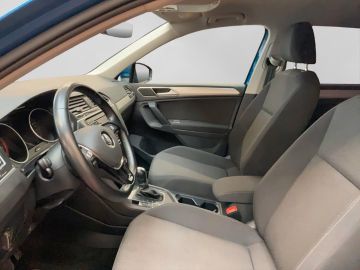Volkswagen Tiguan - 12