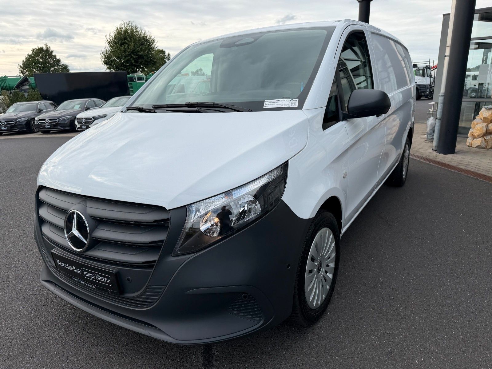 Fahrzeugabbildung Mercedes-Benz Vito 116 CDI 9G Klima Kamera SHZ